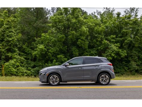 2023 Hyundai Kona Electric: 63 Exterior Photos | U.S. News