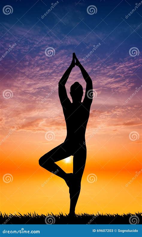 Yoga pose at sunset stock illustration. Illustration of relaxation ...