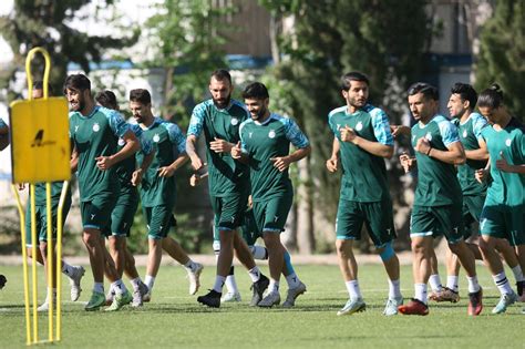 سلمانی و غلامی؛ گزینه های دفاع راست استقلال برابر نساجی طرفداری