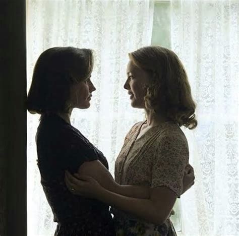 Pin By Khloe Thompson On Cute Lesbian Couples Cute Lesbian Couples