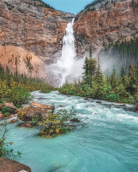 Solve Takakkaw Falls In Yoho National Park Canada Jigsaw Puzzle Online