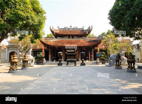 Vietnam temple in Hanoi, Vietnam Stock Photo - Alamy