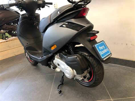 Piaggio Zip Sp Iget 4t 3v Euro 5 Grigio Titanio Perry Scooters Haarlem