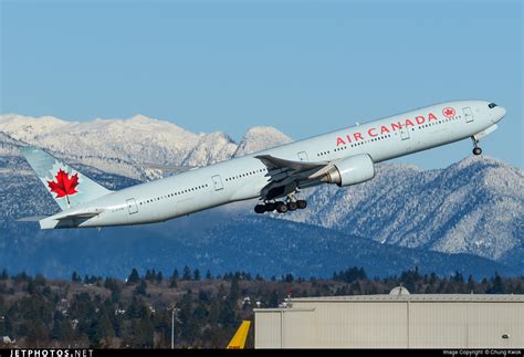 C FIVM Boeing 777 333ER Air Canada Chung Kwok JetPhotos