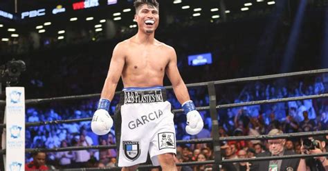 Errol Spence Jr muốn hạ knockout Mikey Garcia