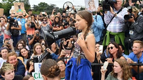 Gebt Nie Auf Wir Machen Weiter Greta Thunberg Demonstriert Vor