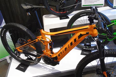 Novedades Giant 2019 Suspensiones DVO apuesta por las e bikes más