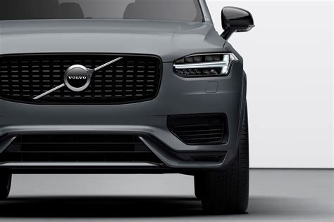 Xc Recharge Plug In Hybrid R Design In Thunder Grey Volvo Cars