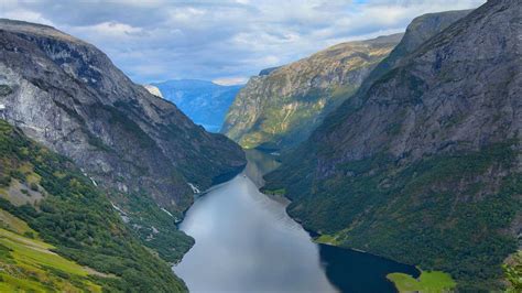 Discover the Breathtaking Beauty of Norway's Fjords: A Must-Visit ...