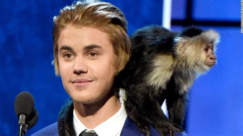 Justin Bieber apologizes at his Comedy Central roast - CNN