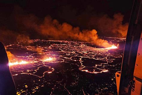 Iceland volcano: Watch the Fagradalsfjall eruption live | New Scientist