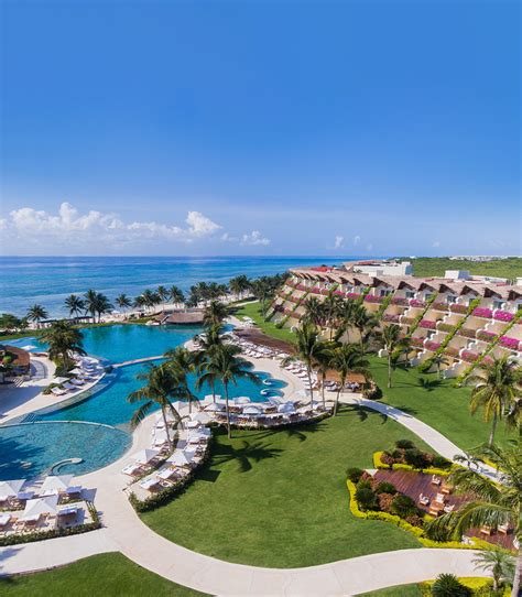 Grand Velas Riviera Maya | Air Canada Vacations