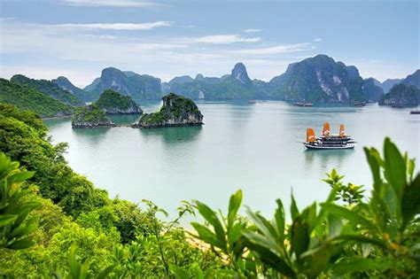 Halong Bay Vietnam Ships Forest Islands Travel Bonito Sea Beach