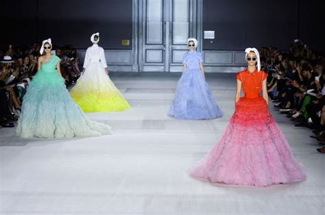 Défilé Giambattista Valli haute couture automne hiver 2014 2015 PFW