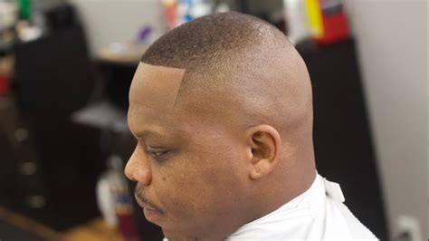 Easy Bald Fade Haircut Technique Full Barber Tutorial Youtube