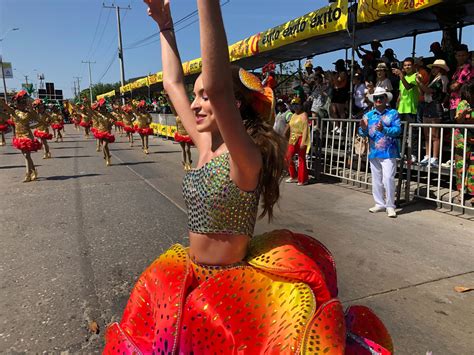 En tiempo récord culminó el desmontaje de los palcos ubicados en la Vía