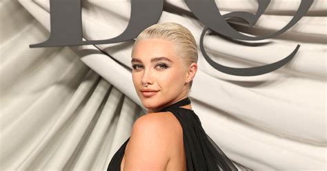 Florence Pugh W Naked Top I Spodniach Z Bardzo Wysokim Stanem