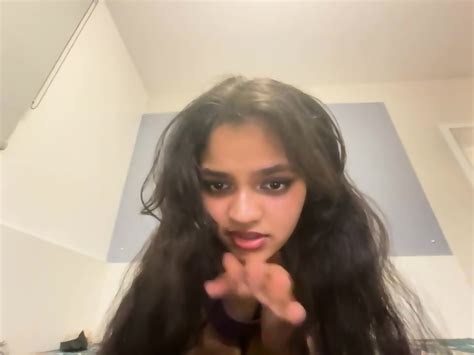DESI NRI FINGER FUCK