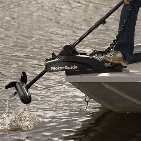 8 Best Spot Lock Trolling Motors Buyers Guide Rep The Wild