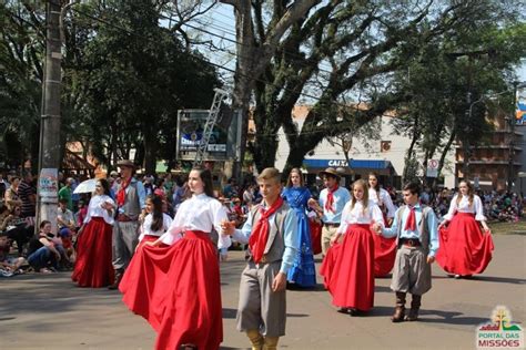 Ctg A Voz Dos Pampas Completa Anos Homenageado Pela C Mara De