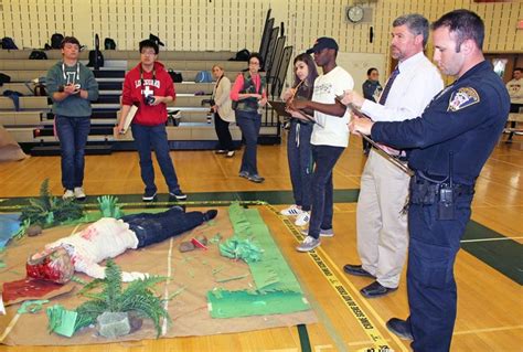 Livingston Students Sleuth Bloody Crime Scenes At School Livingston