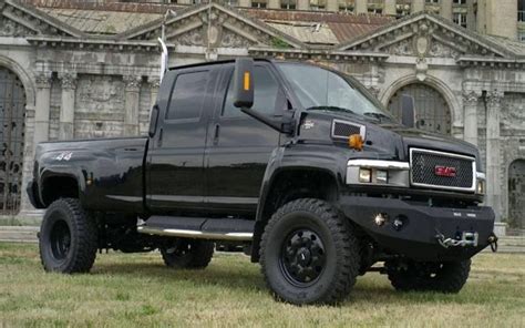 2007 GMC Topkick 4x4 Transformer Ironhide Pickup Transforming Our