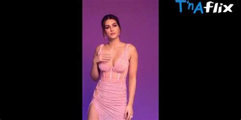 Kriti Sanon Breasts Scene In Kriti Sanon Hot Pics Collection March Tnaflix