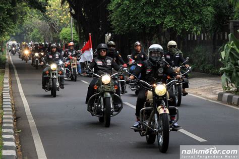 Lima Azas Menggelora Di Parade Kemerdekaan Royal Riders Indonesia