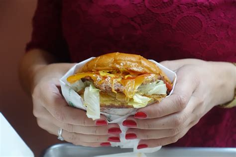 Bikini Les Meilleurs Burgers Californiens De Paris Paris Frivole