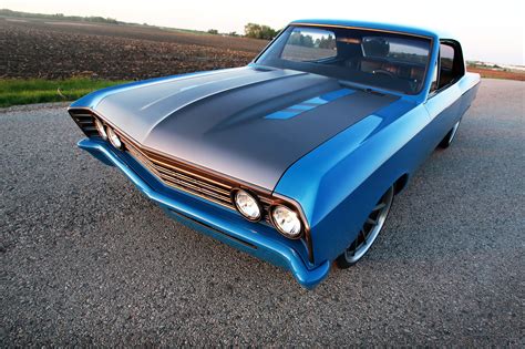 Blue Chevy Chevelle Shows Off Custom Paint Job | CARiD.com Gallery