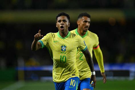 Rodrygo chateado por não ser nomeado para a Bola de Ouro Merecia