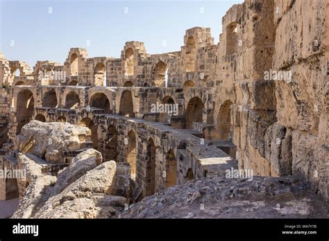 El Jem Amphitheater Hi Res Stock Photography And Images Alamy