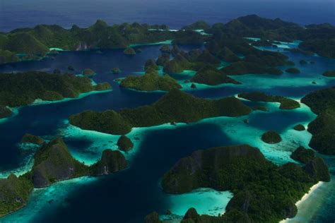 wayag island indonesia 4 | MATTHEW'S ISLAND