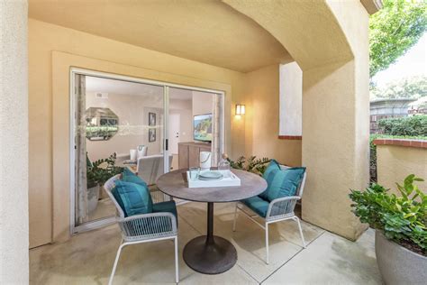 Turtle Rock Canyon 100 Stonecliffe Aisle Irvine Ca Apartments For