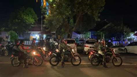 Patroli Skala Besar Di Batang Aparat Gabungan Jaga Ketertiban Jelang