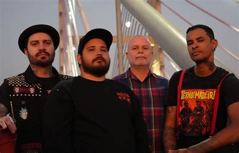 Fuck The Fucking Fuckers lança EP Em Nome de Quem Headbangers News