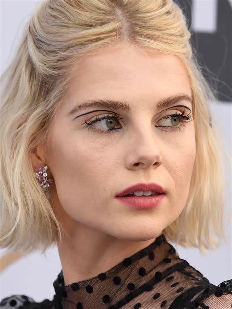 8 Eyeliner Trends to Try Now