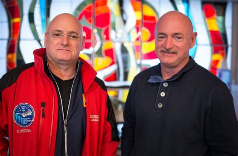 Twins In Space Nasas Twin Astronauts Mark And Scott Kelly Photos