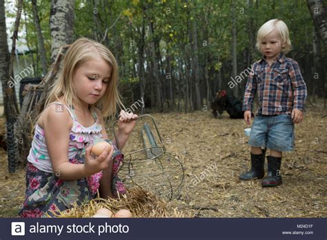 Deux Blonde Banque D Image Et Photos Alamy