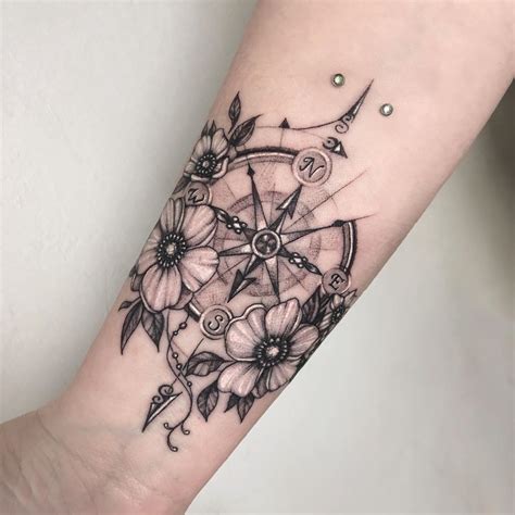 𝙰 𝙱 𝙲 𝙳 𝚃𝚊𝚝𝚝𝚘𝚘 On Instagram “just Compass Abcdtattoo Compasstattoo Compasstattoos