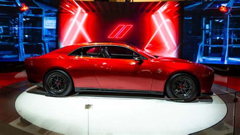 Dodge shows Banshee Concept performance EV, tips 455-670 hp