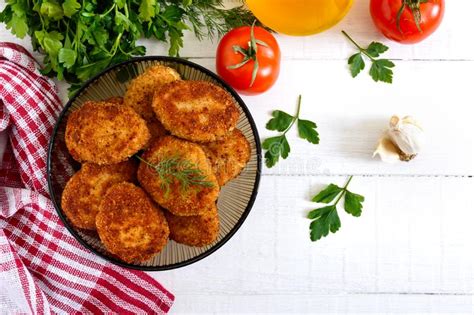 Las Chuletas Hechas En Casa Jugosas Fortalecen Cerdo Pollo Foto De