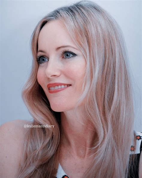 Pin By Rudy Valdez On Leslie Mann Leslie Mann Long Hair Styles Beauty