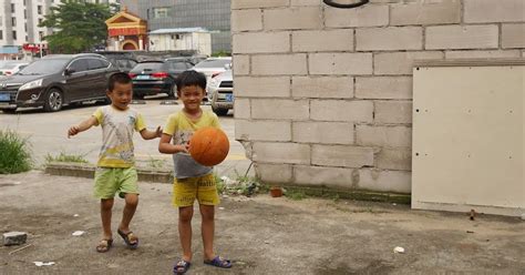 basketball      bicycle tire  gongbei isidors fugue