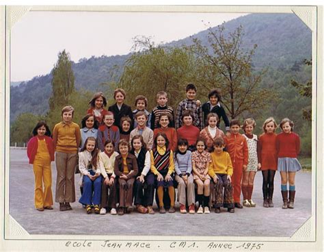 Photo De Classe Cm De Ecole Primaire Jean Mac Copains D Avant