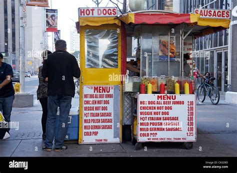 Hot Dog Stand Selling Hot Dogs Hi Res Stock Photography And Images Alamy