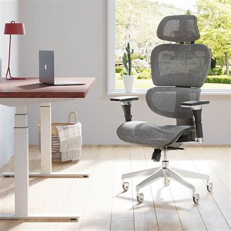 The 14 Best Office Chairs For Tall People Above 6ft5 7 Feet