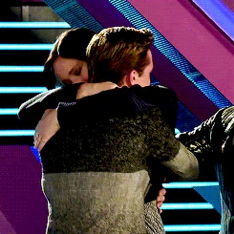 Gyllencevans On Twitter Rt Getawayeverlark Josh And Jenn Hugging