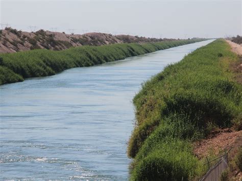 These Farms Use More Colorado River Water Than 2 States Combined Npr