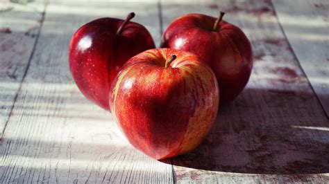 Qué le pasa a tu cuerpo si comes una manzana todos los días